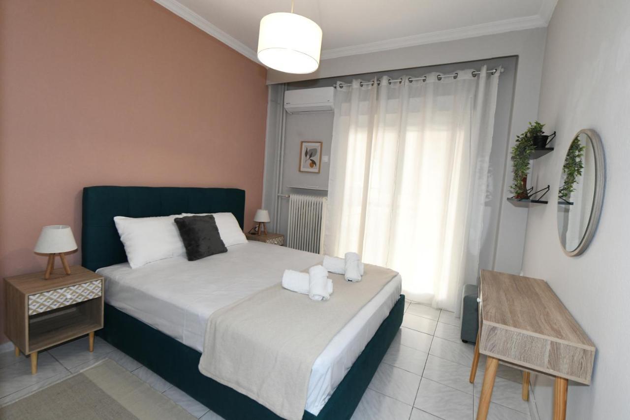 Lovely Luxury Apartment Серес Екстериор снимка