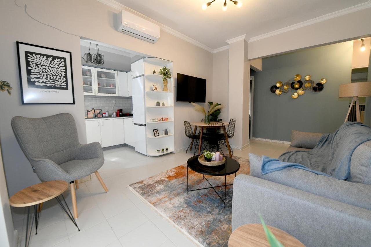 Lovely Luxury Apartment Серес Екстериор снимка
