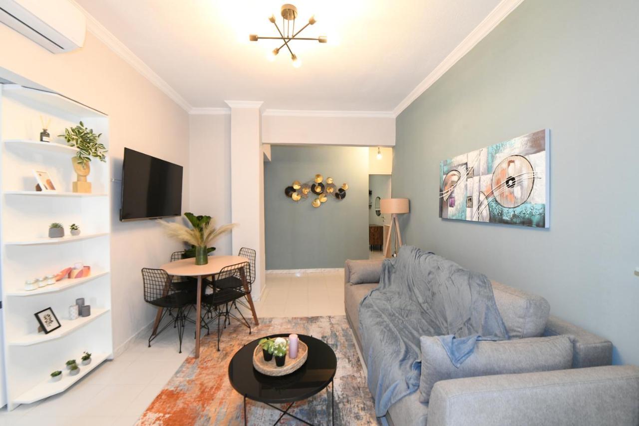 Lovely Luxury Apartment Серес Екстериор снимка