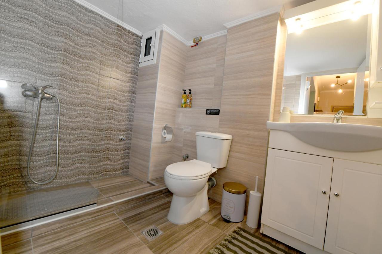 Lovely Luxury Apartment Серес Екстериор снимка