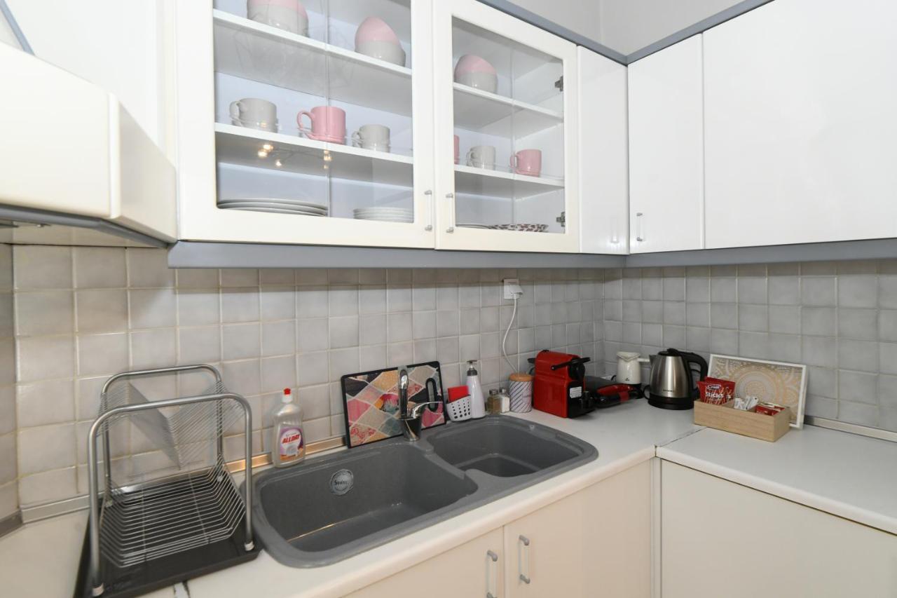 Lovely Luxury Apartment Серес Екстериор снимка
