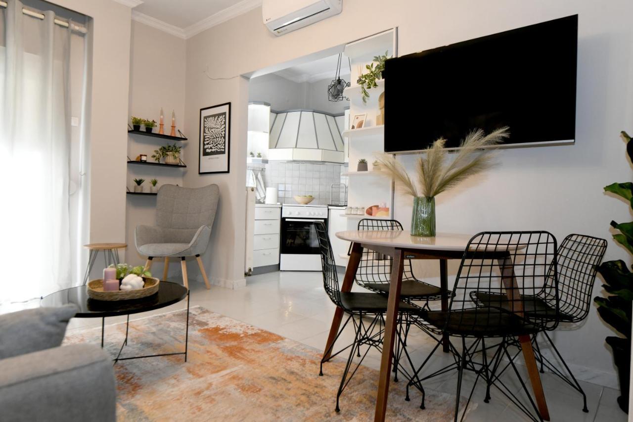 Lovely Luxury Apartment Серес Екстериор снимка